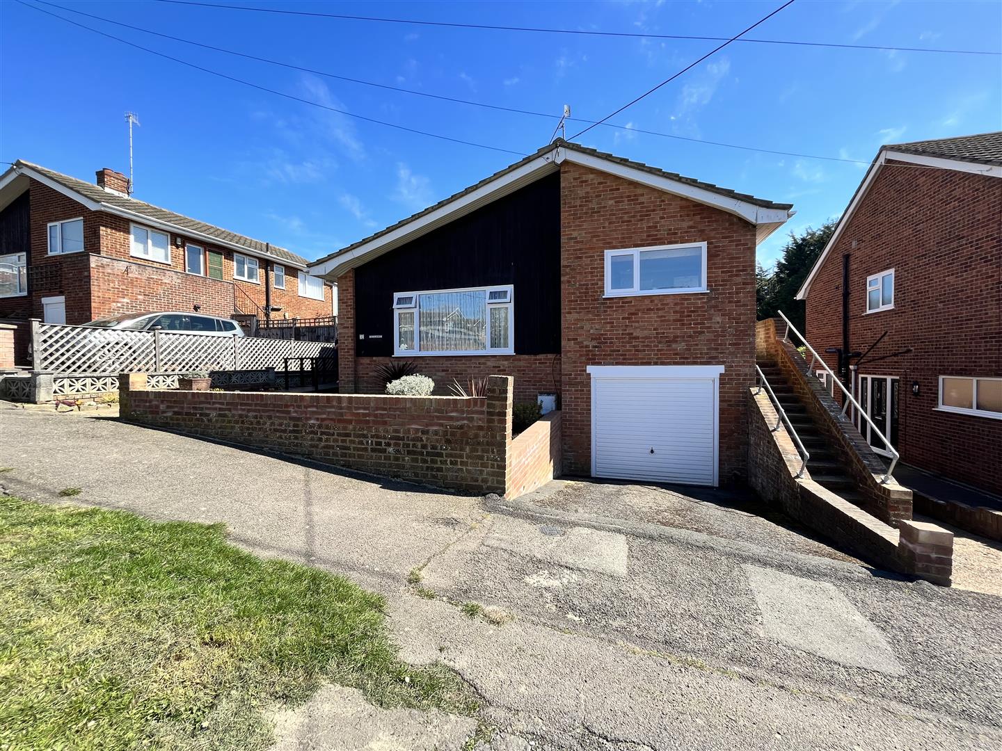 Properties For Sale/Rent Hastings, Bexhill, Eastbourne Oakfield Estate Agents